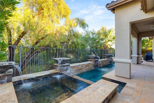 2142 Country Cove Court, Las Vegas, NV 89135
