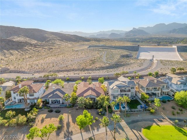 2142 Country Cove Court, Las Vegas, NV 89135