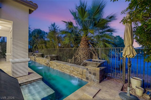 2142 Country Cove Court, Las Vegas, NV 89135