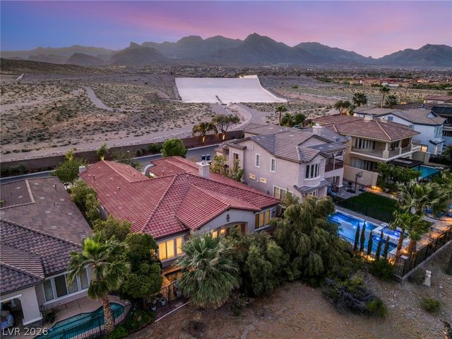 2142 Country Cove Court, Las Vegas, NV 89135
