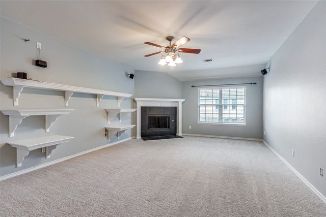 8404 Riverwalk Trail, Mckinney, TX 75070