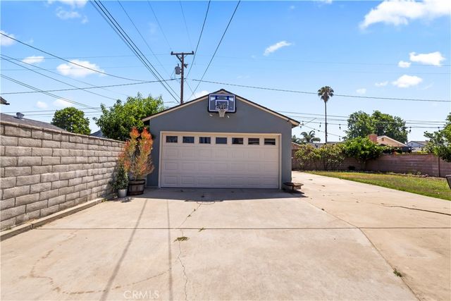 530 N Shadydale, West Covina, CA 91790