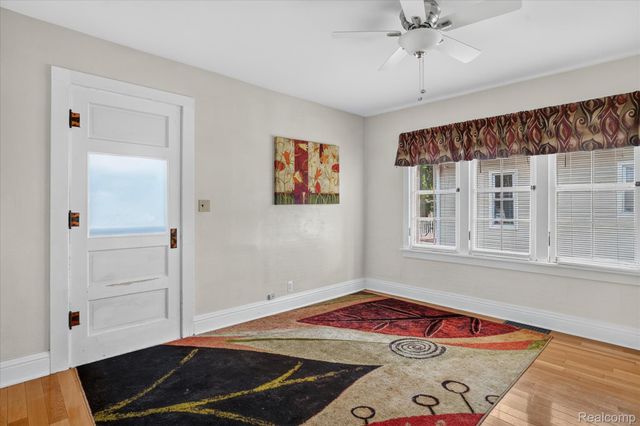 410 S Center Street, Howell, MI 48843