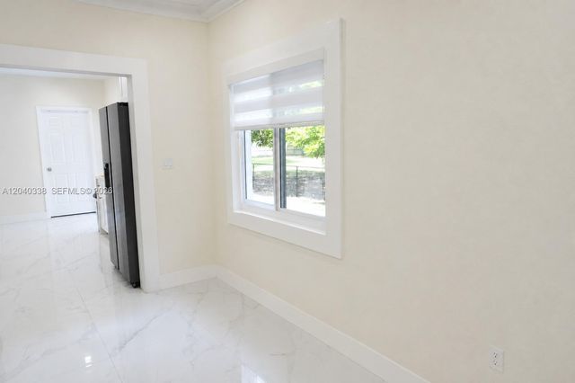 1860 NW 81st St, Miami, FL 33147