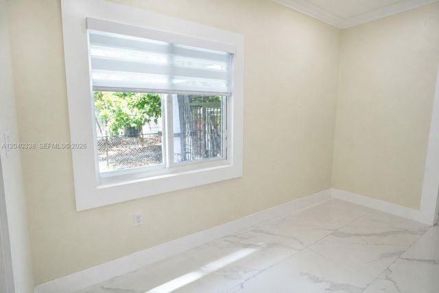 1860 NW 81st St, Miami, FL 33147