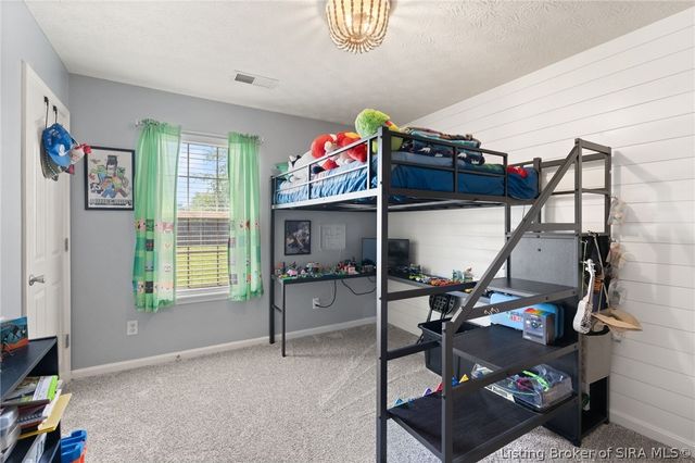 11909 Columbus Parkway, Sellersburg, IN 47172