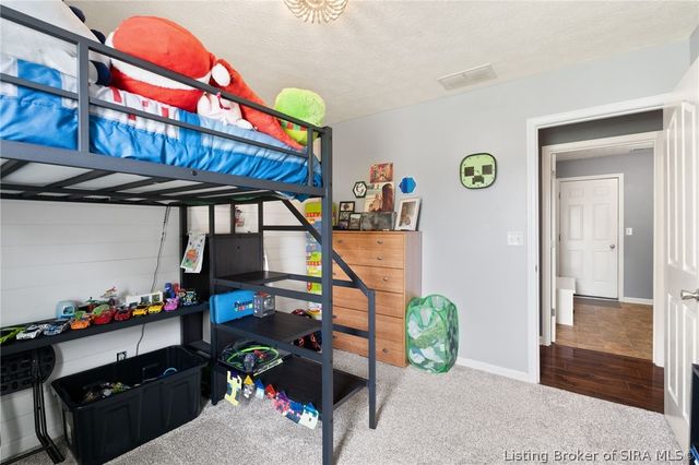 11909 Columbus Parkway, Sellersburg, IN 47172