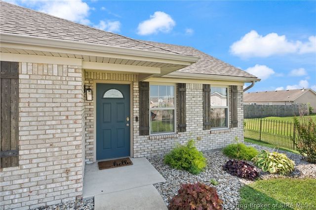 11909 Columbus Parkway, Sellersburg, IN 47172