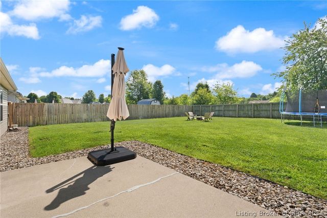 11909 Columbus Parkway, Sellersburg, IN 47172