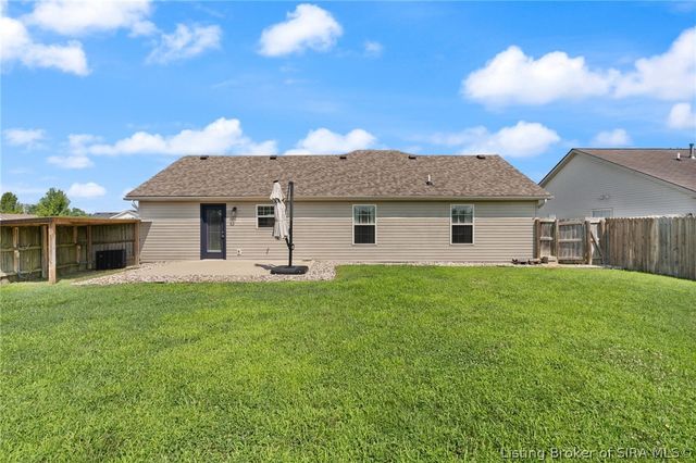 11909 Columbus Parkway, Sellersburg, IN 47172