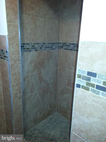211 S 45TH ST, Philadelphia, PA 19104