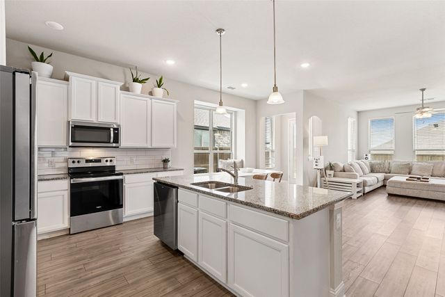9008 Cattle Herd Drive, Fort Worth, TX 76123