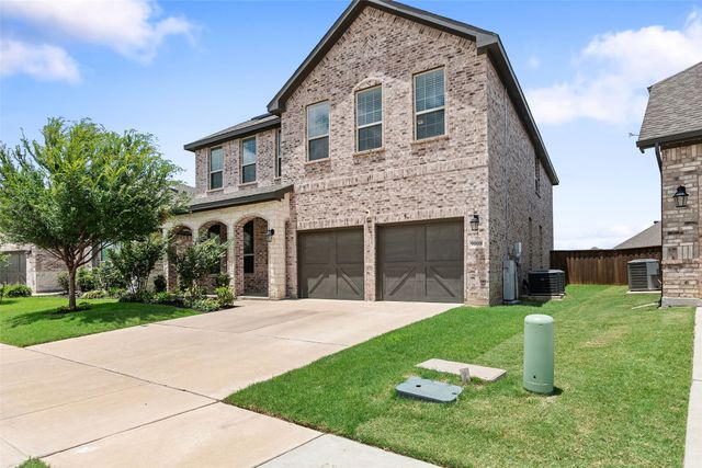 9008 Cattle Herd Drive, Fort Worth, TX 76123