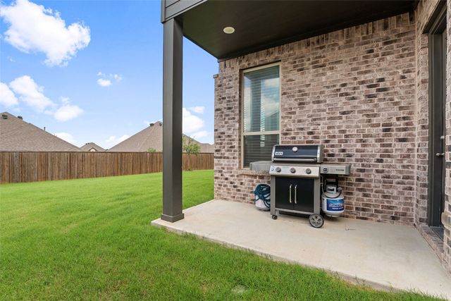 9008 Cattle Herd Drive, Fort Worth, TX 76123
