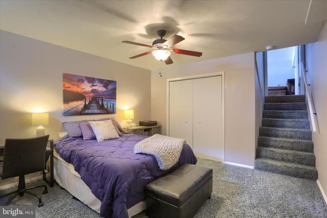 56 CARDINAL DR, Hanover, PA 17331