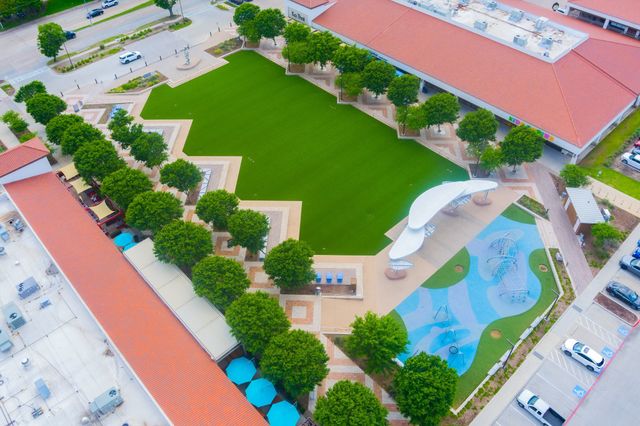 15221 Berry Trail 807, Dallas, TX 75248