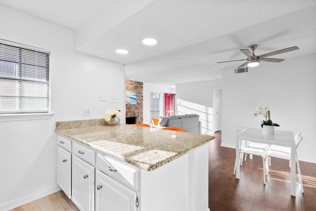 15221 Berry Trail 807, Dallas, TX 75248