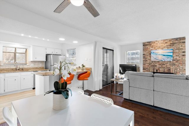 15221 Berry Trail 807, Dallas, TX 75248