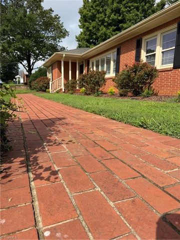 4716 NC Highway 150, Lexington, NC 27295