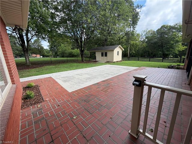 4716 NC Highway 150, Lexington, NC 27295