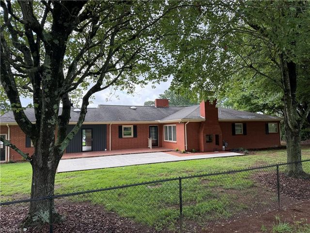 4716 NC Highway 150, Lexington, NC 27295