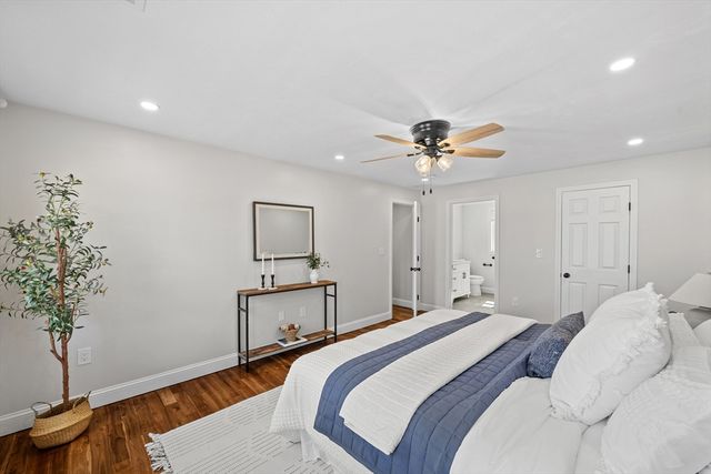 8 Virginia Ave, Sutton, MA 01590