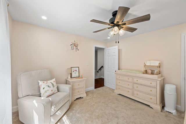 8 Virginia Ave, Sutton, MA 01590