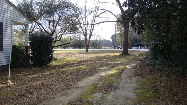 3670 Hwy 15 N, Sumter, SC 29153