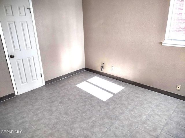8724 Polaris Street, El Paso, TX 79904