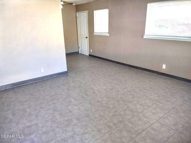 8724 Polaris Street, El Paso, TX 79904