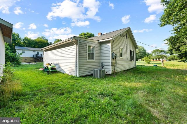 10510 WHITE STREET CT, Fredericksburg, VA 22408