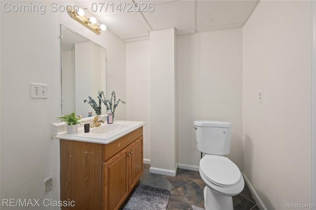 29790 Palmer Court, Farmington Hills, MI 48336