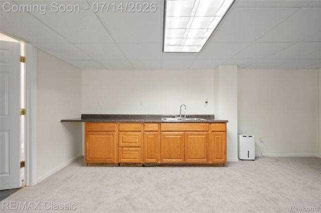 29790 Palmer Court, Farmington Hills, MI 48336