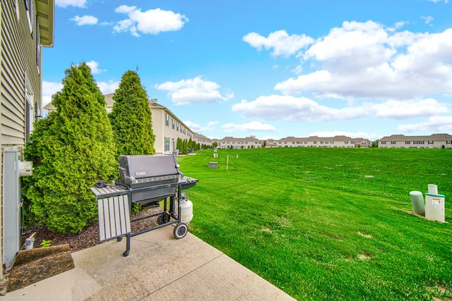 15157 W Quincy Circle, Manhattan, IL 60442