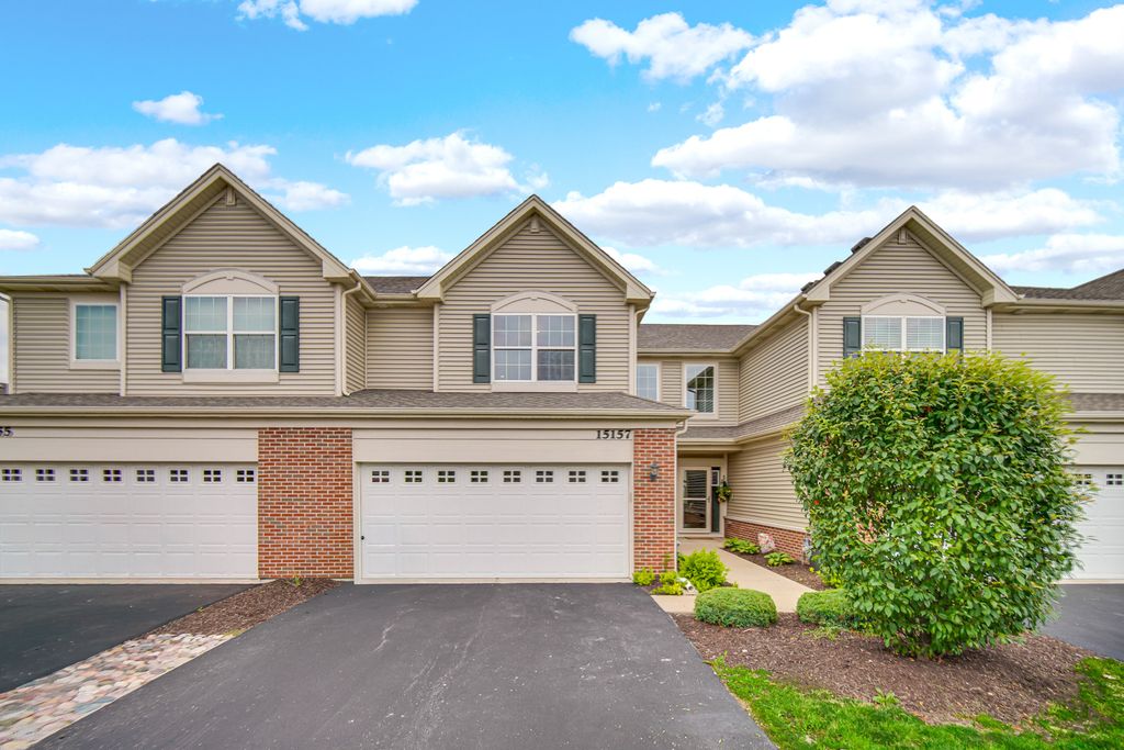 15157 W Quincy Circle, Manhattan, IL 60442