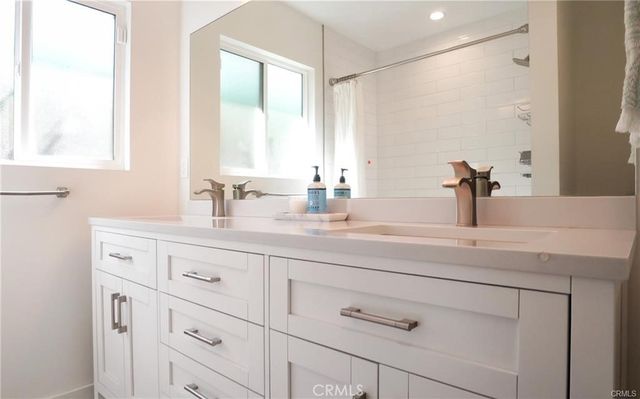 23055 Gilmore, West Hills, CA 91307