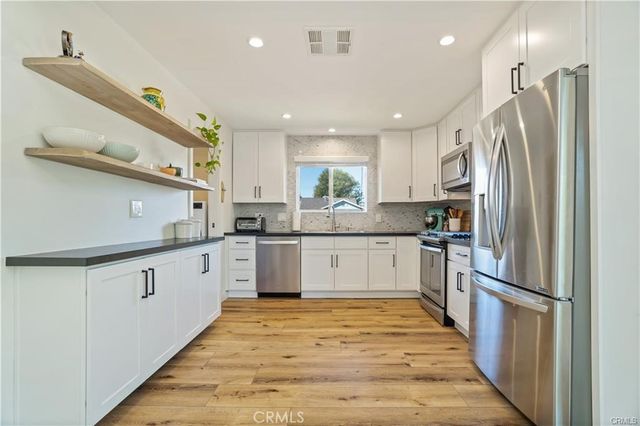 23055 Gilmore, West Hills, CA 91307