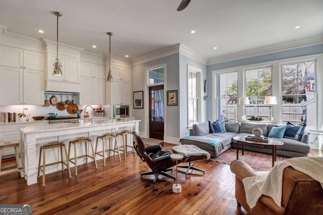 518 E Bolton Street, Savannah, GA 31401