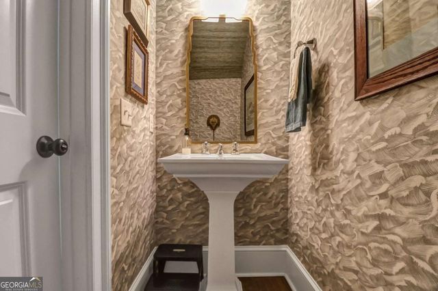 518 E Bolton Street, Savannah, GA 31401