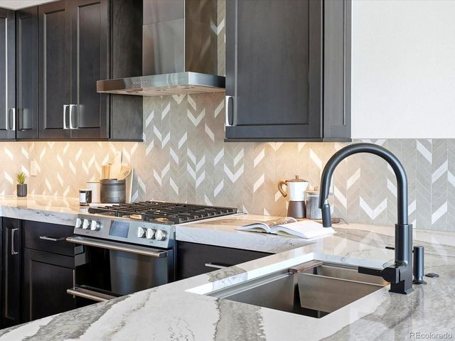 1488 Madison St 507, Denver, CO 80206