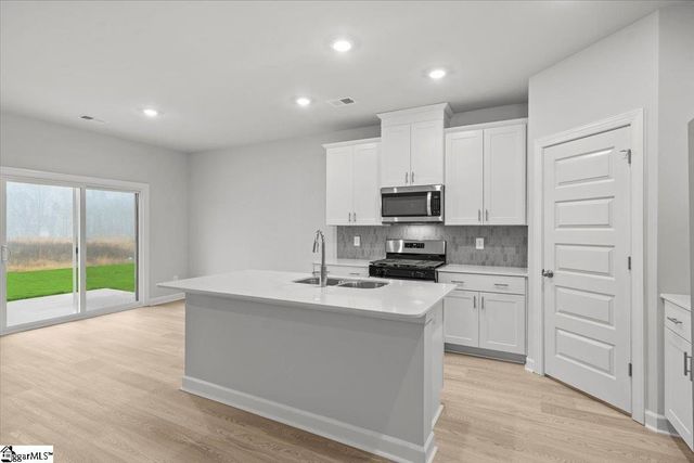 709 Parry Court, Woodruff, SC 29388
