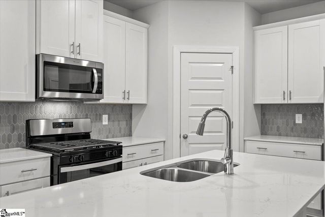709 Parry Court, Woodruff, SC 29388