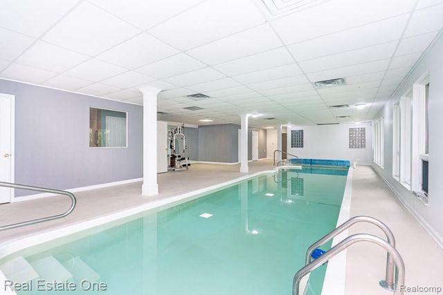 2670 Spring Grove Drive, Brighton, MI 48114