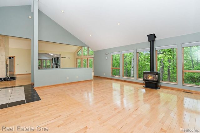 2670 Spring Grove Drive, Brighton, MI 48114