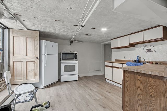 283 front Street, Woonsocket, RI 02895