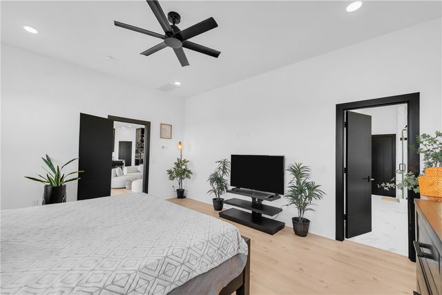 381 Rainforest Loop, Centerton, AR 72719