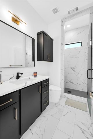 381 Rainforest Loop, Centerton, AR 72719