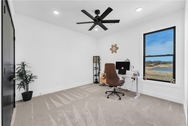 381 Rainforest Loop, Centerton, AR 72719