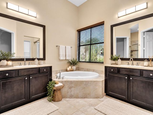 2683 NW 83rd Terrace, Cooper City, FL 33024