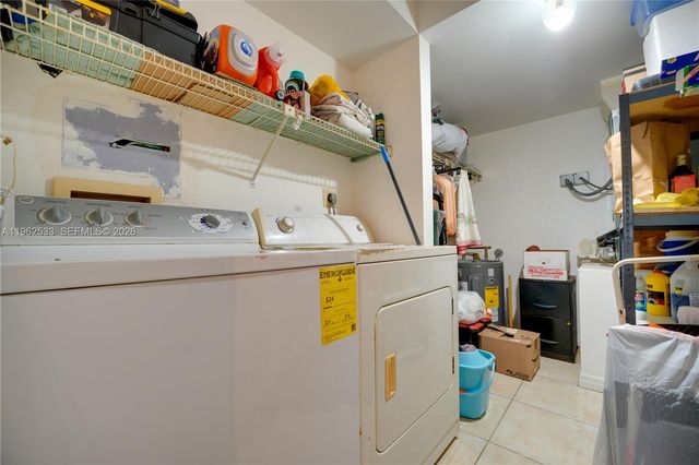 2901 N Nob Hill Road 303, Sunrise, FL 33322